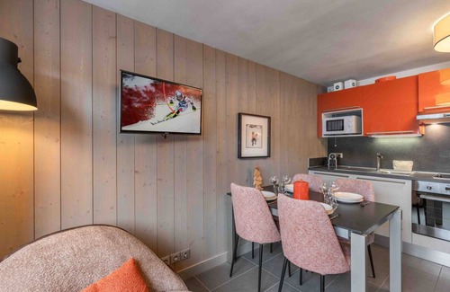 Courchevel Apartment | 50 m² Apartment ∙ 2 bedrooms ∙ 4 guests