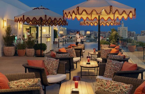 Centro Hotel | 50 m² Hotel ∙ 127 guests