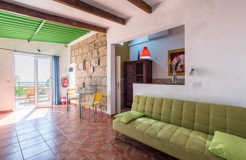 Alcala House | 50 m² House ∙ 1 bedroom ∙ 2 guests