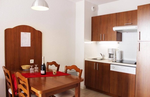 La Mongie Apartment | 50m from ski slopes, view ski slopes, swimming pool, terrace, parking, tv, ski locker, 30-35m²