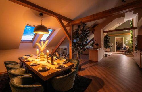 Karlin Apartment | 55 m² Apartment ∙ 6 bedrooms ∙ 14 guests