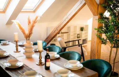 Karlin Apartment | 55 m² Apartment ∙ 6 bedrooms ∙ 14 guests