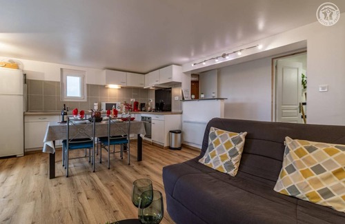Saint-Beron House | 55 m² Gîte ∙ 2 bedrooms ∙ 4 guests