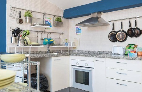 Ensanche Centro Hostel | 56 m² Hostel ∙ 127 guests