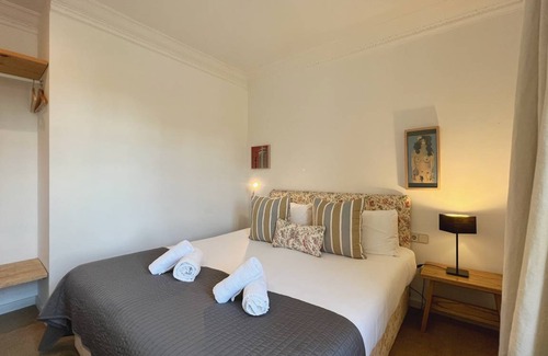 Barceloneta Apartment | 57 m² Apartment ∙ 3 bedrooms ∙ 4 guests