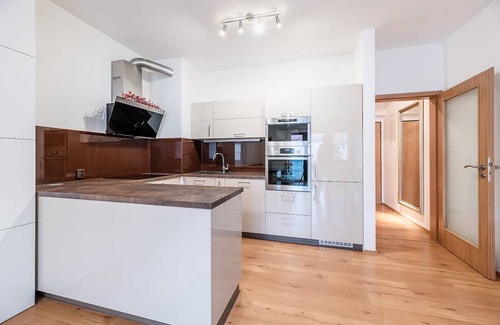 Kobylisy Apartment | 58 m² Apartment ∙ 2 bedrooms ∙ 2 guests