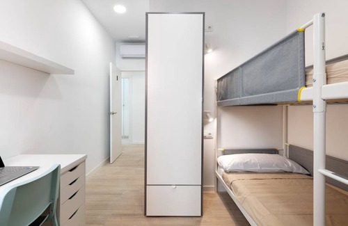 Sants-Badal Other | 588 m² Shared room ∙ 1 bedroom ∙ 2 guests