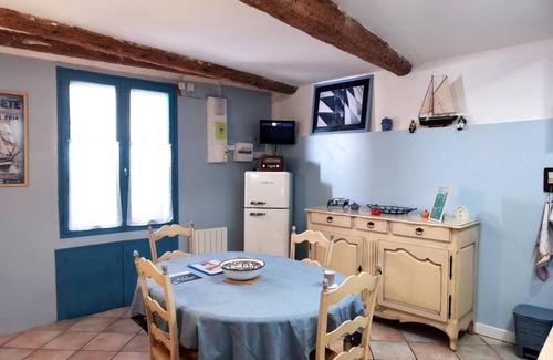 Bouzigues House | 60 m² Gîte ∙ 2 bedrooms ∙ 4 guests