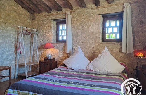 Cahuzac-sur-Vere House | 60 m² Gîte ∙ 2 bedrooms ∙ 4 guests