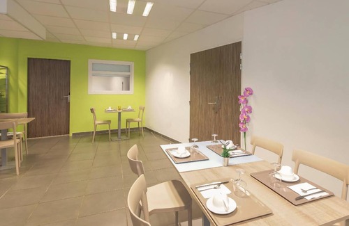 Valence Apartment | 62 m² Serviced apartment ∙ 2 bedrooms ∙ 127 guests