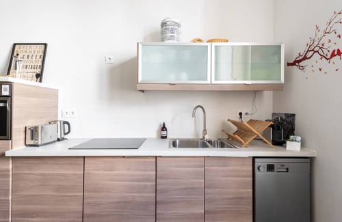 Le Bourg - Gare De Vaise Apartment | 64 m² Apartment ∙ 2 bedrooms ∙ 4 guests
