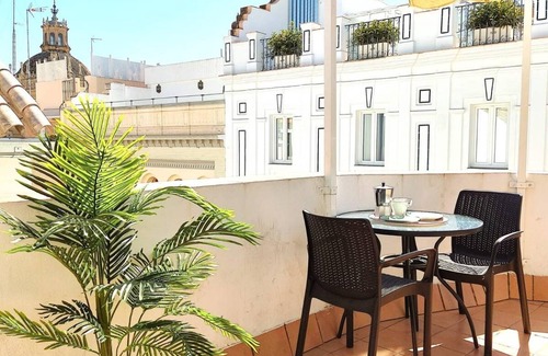 Historical Center Apartment | 65 m² Apartment ∙ 3 guests
