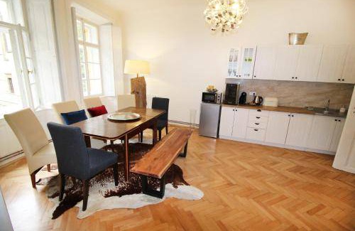 Josefov Apartment | 70 m² Apartment ∙ 7 guests