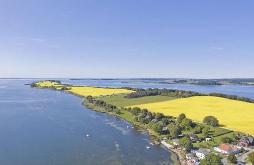 Middelhagen Apartment | 72 m² Apartment ∙ 2 bedrooms ∙ 4 guests