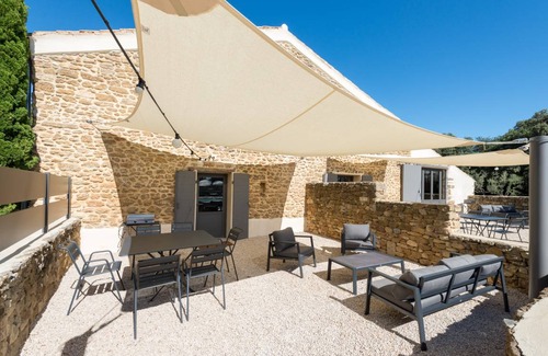 Suze-la-Rousse Apartment | 75 m² Apartment ∙ 3 bedrooms ∙ 6 guests