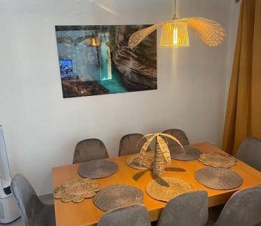 Route d'Arles Apartment | 75 m² Apartment ∙ 2 bedrooms ∙ 6 guests