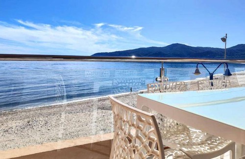 Cabrita Apartment | 75 m² Apartment ∙ 2 bedrooms ∙ 6 guests
