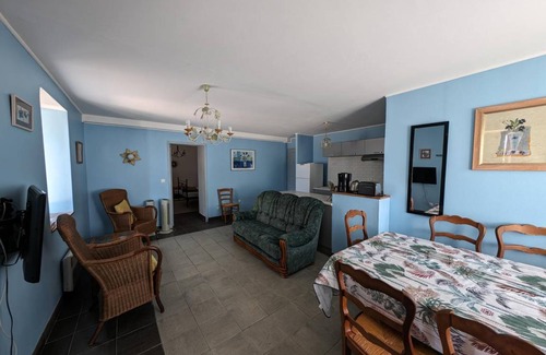 Chanos-Curson House | 80 m² Gîte ∙ 2 bedrooms ∙ 5 guests