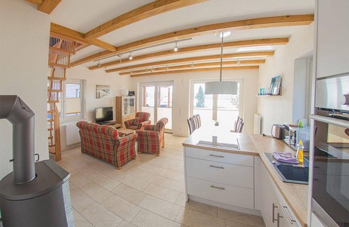 Conneforde House | 80 m² House ∙ 2 bedrooms ∙ 6 guests