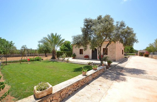 Santa Margalida House | 80 m² House ∙ 2 bedrooms ∙ 4 guests