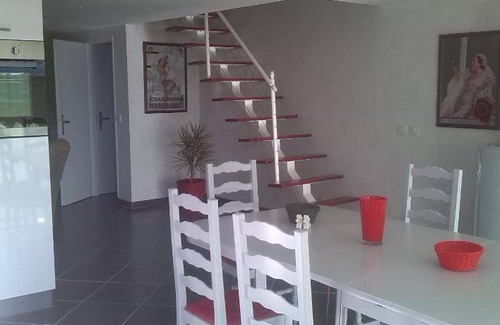 Chabeuil Apartment | 90 m² Apartment ∙ 3 bedrooms ∙ 6 guests