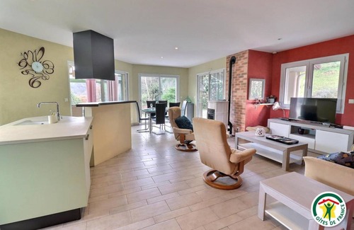 Saint-Uze House | 90 m² Gîte ∙ 2 bedrooms ∙ 6 guests