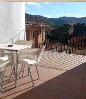 Guadalupe House | 90 m² House ∙ 2 bedrooms ∙ 4 guests