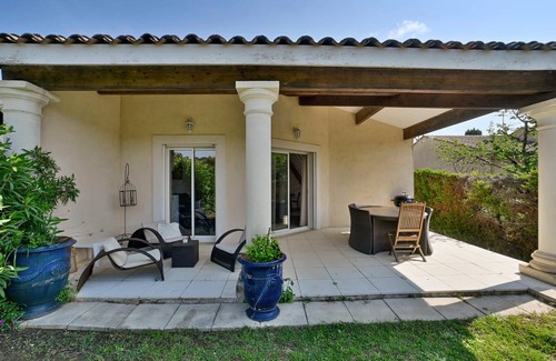Garrigues House | 90 m² House ∙ 2 bedrooms ∙ 6 guests