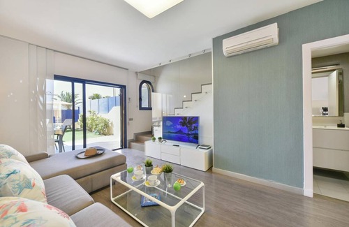 Costa Meloneras House | 90 m² House ∙ 2 bedrooms ∙ 4 guests