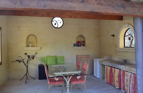 L'Isle-sur-la-Sorgue Villa | Air-conditioned, 110 m2, very quiet and wooded, swimming pool and large garden
