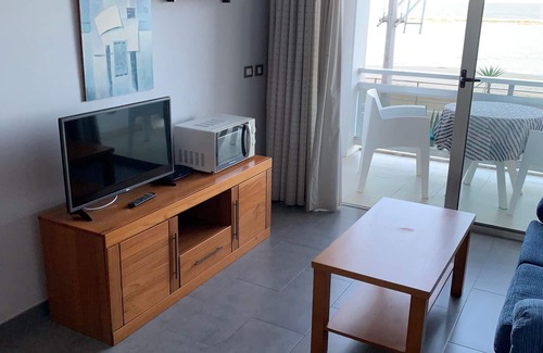 Las Palmas de Gran Canaria Apartment | Apartment with balcony on the beachfront. Wifi.