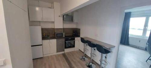 Niederursel Apartment | Apartment ∙ 2 bedrooms ∙ 4 guests