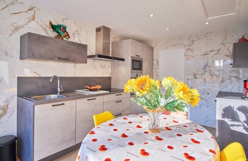 Pierre-Chatel Apartment | Apartment 'Au Clair Matin à La Mure' with Mountain View, Garden, A/C & Wi-Fi