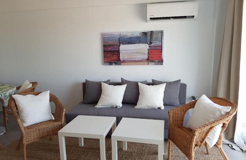 Torre del Mar Apartment | Apartment Deluxe in Beachfront