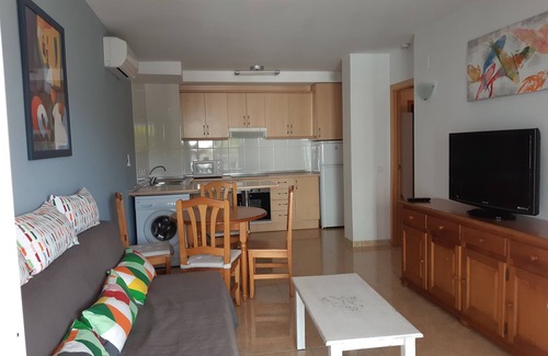 Cap de Salou Apartment | Apartment with pool and terrace overlooking the sea