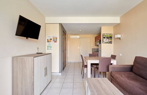 Cap d'Agde Condo | Appartement Abordable avec Wi-Fi + Kitchenette
