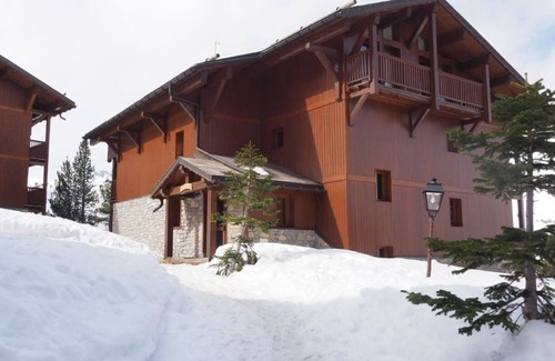 Arc-2000 Apartment | Arcs 2000, new 95m² apartment in a chalet, 2 min from the slopes, wifi, pkg
