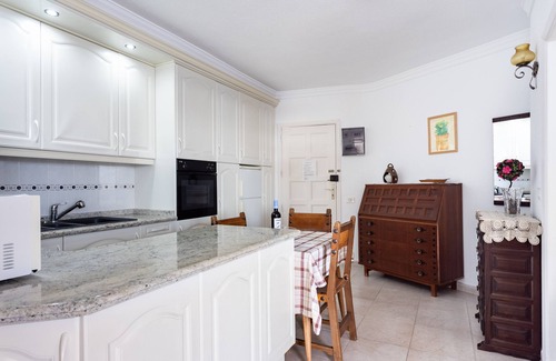 Los Cristianos Apartment | Beachfront