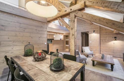 Meribel Centre Apartment | Bel Appartement Duplex au Centre de Méribel, Proche des Pistes pour 8 Personnes - FR-1-565-16