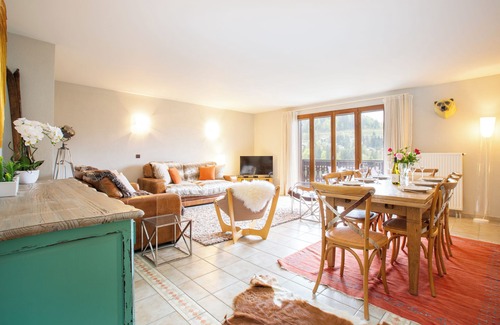 Montriond Apartment | Bright 3 Bedroom central Montriond Apartment with Views, Parking & Ski Access