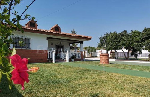 Punta Umbria Cottage | Cabin ∙ 4 bedrooms ∙ 13 guests