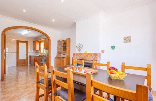 Costitx Villa | CAN KALET - Lovely village house with private pool and free WiFi