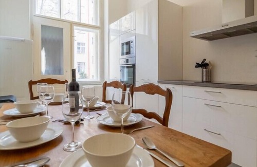 Vinohrady Apartment | Charming Historic Elegance in the Heart of Prague