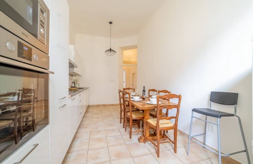 Vinohrady Apartment | Charming Historic Elegance in the Heart of Prague