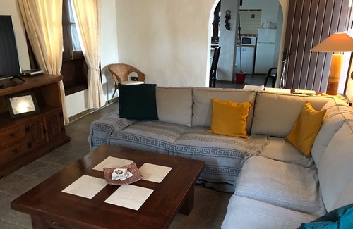 Lajares House | Charming large 4 bedroom villa with a private heated pool, Fibre WiFi plus more.