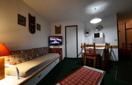 Reberty Apartment | Classic Apartment 6 Pax, Reberty 2000, Les Menuires