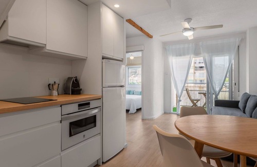 Faro de Cullera Apartment | Cosy apartment for 4 people with pool, WIFI, TV and balcony