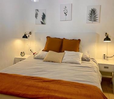 La Seu Apartment | Cosy studio at the Cathedral with WiFi
