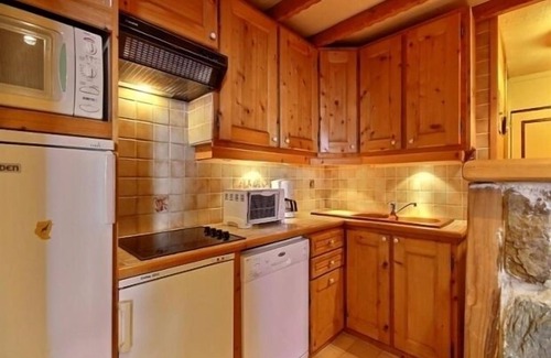 Plagne Centre Apartment | Cozy 4-Person Apartment at the Foot of the Slopes with Direct Access to Shops, Plagne Centre