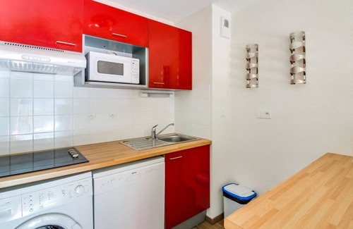 Sers Apartment | Cozy apartment for 6 with wifi, parking, and balcony in Barèges